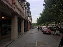 东关街 莱茵苑北门沿街商铺 上下二层 双门面 简装