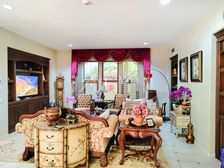 纳帕溪谷 400万装修 5间卧室 1层2间朝南卧室 价格可谈