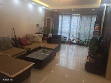 风格城事3室2厅1卫南朝向370.0万元/套出售