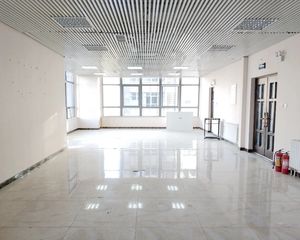 高米店南站 精装纯写 户型方正 双面采光 房子空置