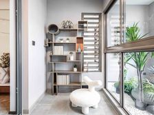 (房东亏本急售)南部商务区旁,亚洲之窗3室精装,(无中介费)