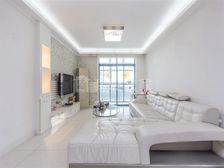 空中别墅,新康花园少有顶楼复式!有装修,送车库,带晒台