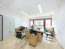 康桥花园,沿街商铺三层, 底面是商业广场 ,对面进融街,急卖