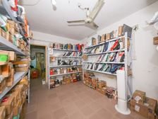 工业园东环东港二村拎包入住.南北通透,出行方便,可以做门面