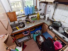 一梯两户,钻石3楼,看房方便 价可议 业主诚售