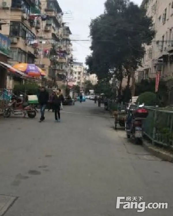 小区相关图