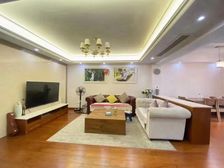 新天地东区 婚装 漂亮 楼层好 3南 1表 急售!捡漏!