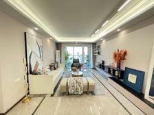 莱山核芯烟大商圈,市中心大平层,精装修送车位