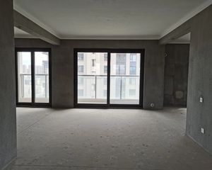 雅戈尔新长岛4室2厅2卫南朝向370.0万元/套出售