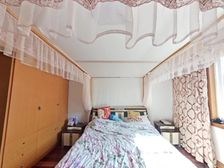 中山小区3室2厅2卫南朝向280.0万元/套出售