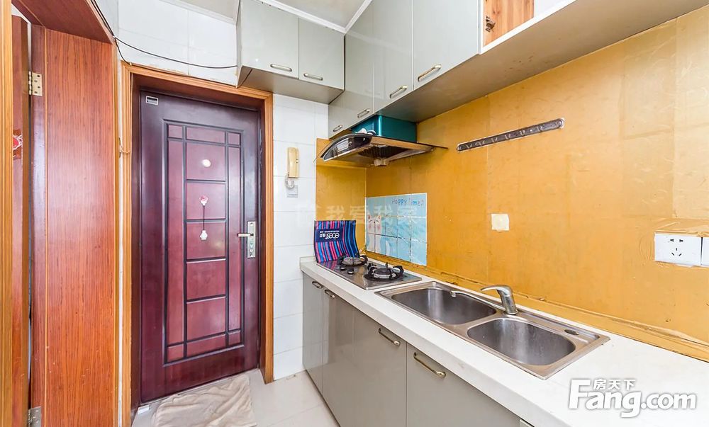 姑苏市区d铁房三元一村一室诚售好看房