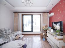 木渎 瑞景苑 三室二厅 临近悠方 顶楼阁楼 业主诚心出售