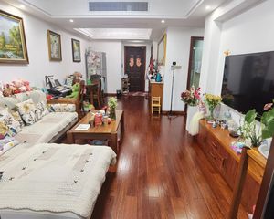 公园18722室2厅1卫南朝向250.0万元/套出售
