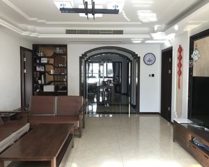 龙湖名景台4室2厅2卫南朝向370.0万元/套出售
