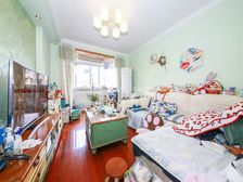 中环以内,交通方便,一梯二户,双南全明,阳光充足,拎包入住。