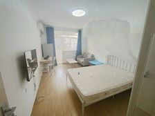 口两房!低总价精装修,拎包住,诚心卖,随时看