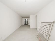 芦荡湖公园旁,江南华府4室2卫,高楼层采光全天,双阳台南北通