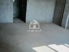 麓府 湖景联排别墅 6房3厅445万