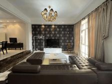 (联排边套)出门5号线 万达广场,户型正气,接受置换