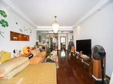 电梯房,楼层佳,满五,房东诚意出售,低于小区均价