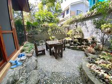 青秀区 联排别墅 有前后花园 可停四辆车