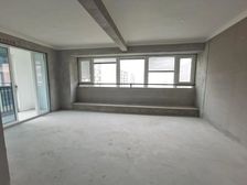 望江府(尚江府) 3室2厅 毛坯