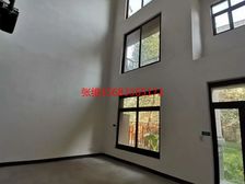 直降40万 约克郡单层100平联排 花园70平 近轻轨站