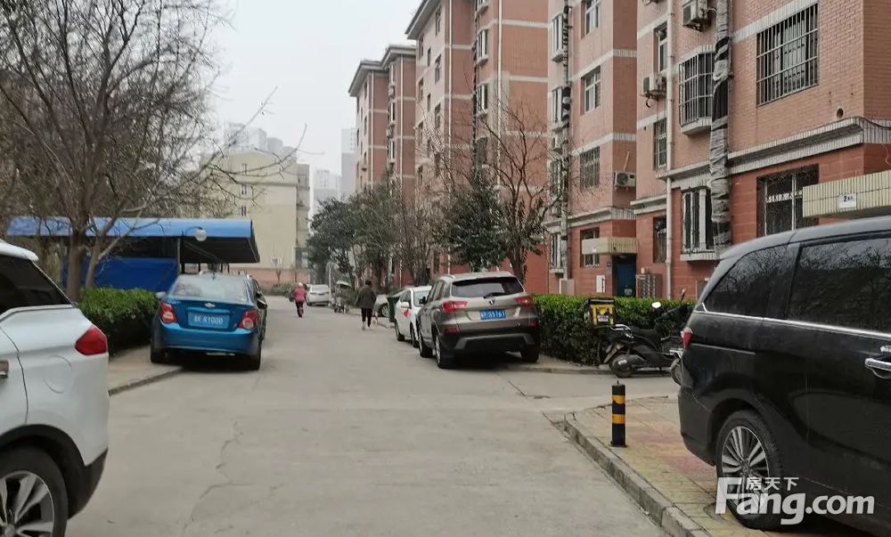 秀兰城市花园1楼带地下室南北通透全明户型