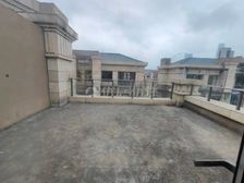 繁华城市中心珍藏经典豪宅公园墅485平带200花园急卖可谈