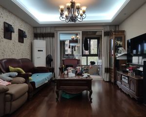 万科公园里,3室有露台,诚心出售