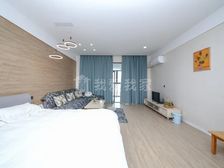 太湖度假区知湖轩,装修好,可看湖景,诚心出售,随时看房。