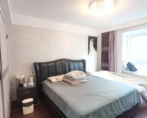 盛世嘉苑3室2厅2卫南朝向150.0万元/套出售