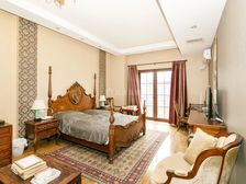 北五环,次新房,红橡墅 联排别墅好位置, 简装,大面宽采光好