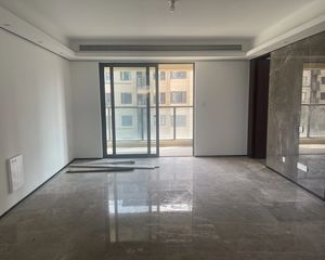 东部新城万象府4室2厅2卫南朝向850.0万元/套出售