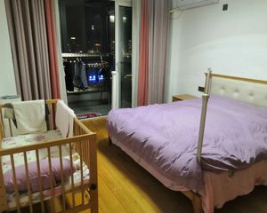 万达华府3室2厅2卫南朝向398.0万元/套出售