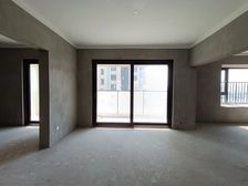 雅戈尔新长岛4室2厅2卫南朝向315.0万元/套出售