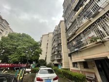 桑园新村3室2厅2卫南朝向198.0万元/套出售