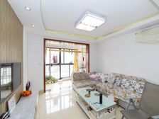 低总价!惠峰花园 2室2厅 精装修保养好 中层采光好 有钥匙