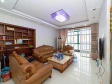 聚博花园 6室3厅 精装修