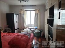 桑菊家园6室2厅2卫南朝向370.0万元/套出售