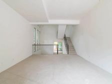 红梅公园旁 稀缺联排 边户 御翠园别墅区 4室2厅 毛坯