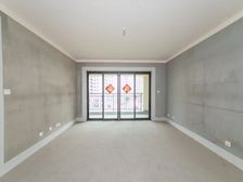 三江公园 3室2厅 毛坯出售价格可谈