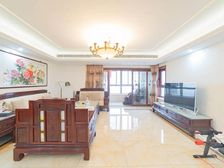 红梅公园旁 中间楼层 23楼 御翠园 4室2厅 精装修