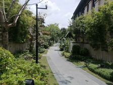 急卖 急卖 前后带大花园200万联排别墅 送车位 亏本急售可