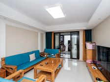 泰和之春 4室2厅 精装修