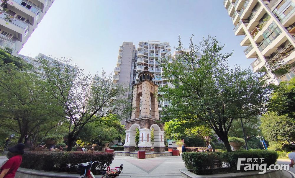 近地铁 圣菲 中庭套二,成都双流航空港蓝光圣菲town城二手房 两室