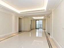 新出新城公馆荣域 全新精装修未住 急卖 随时看房