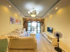 维也纳精装朝南3房2卫视野无遮挡