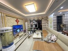 森林假日4房2厅115万