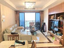 海珠区湿地公园旁边 珠江御景湾 南北对流 中间楼层 大三房